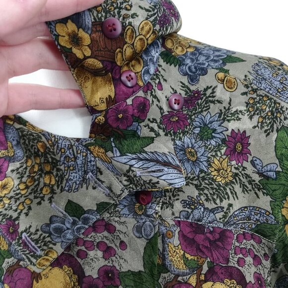 Vintage 100% Silk Dark Floral Asymmetrical Collar Blouse Size 8 Michii Moon - Picture 4 of 10